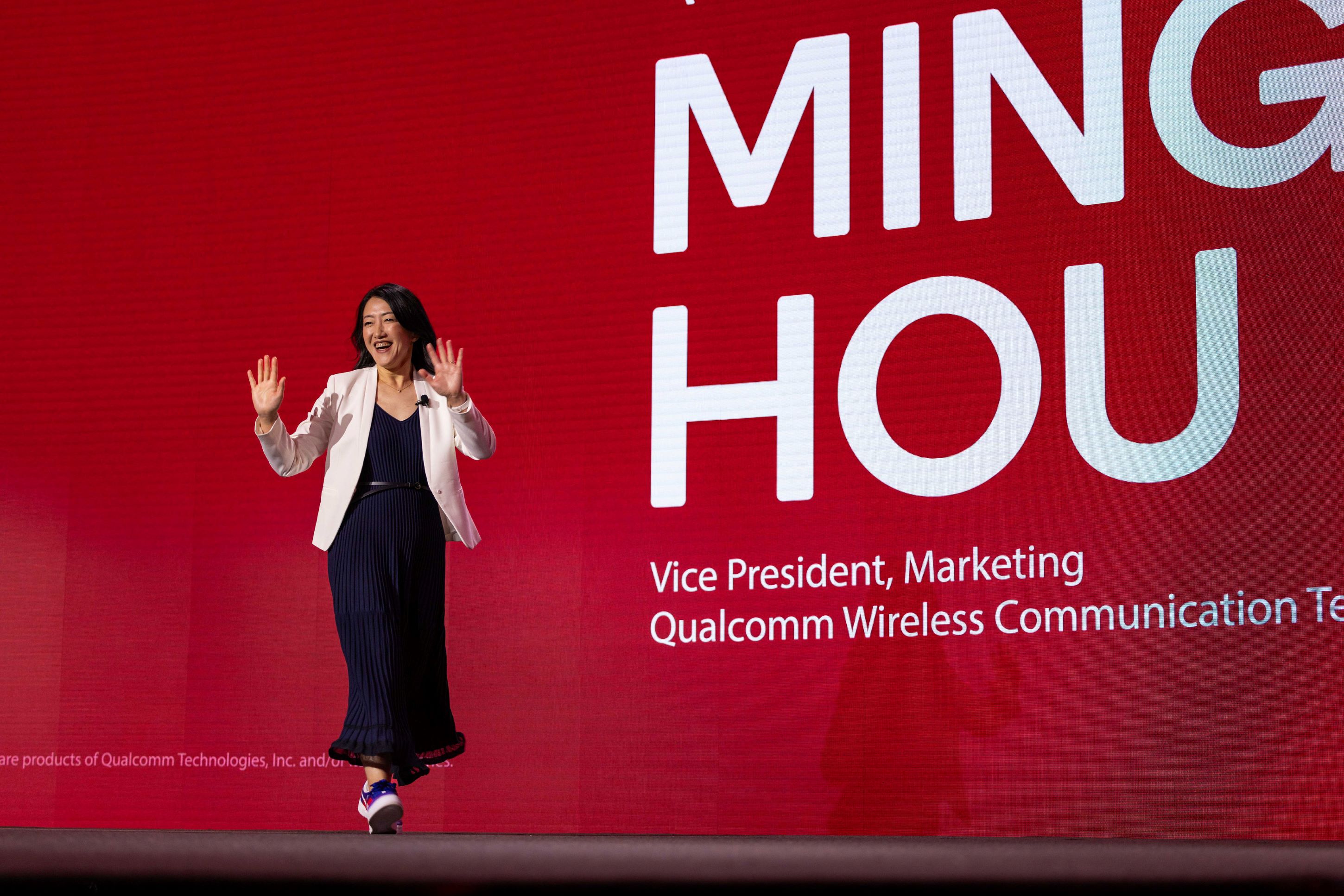Slide /content/dam/qcomm-martech/dm-assets/images/company/news-media/media-center/press-kits/snapdragon-summit-2023/photo-gallery1/Day1Keynote-8.jpg?$QC_Responsive$&fmt=png-alpha