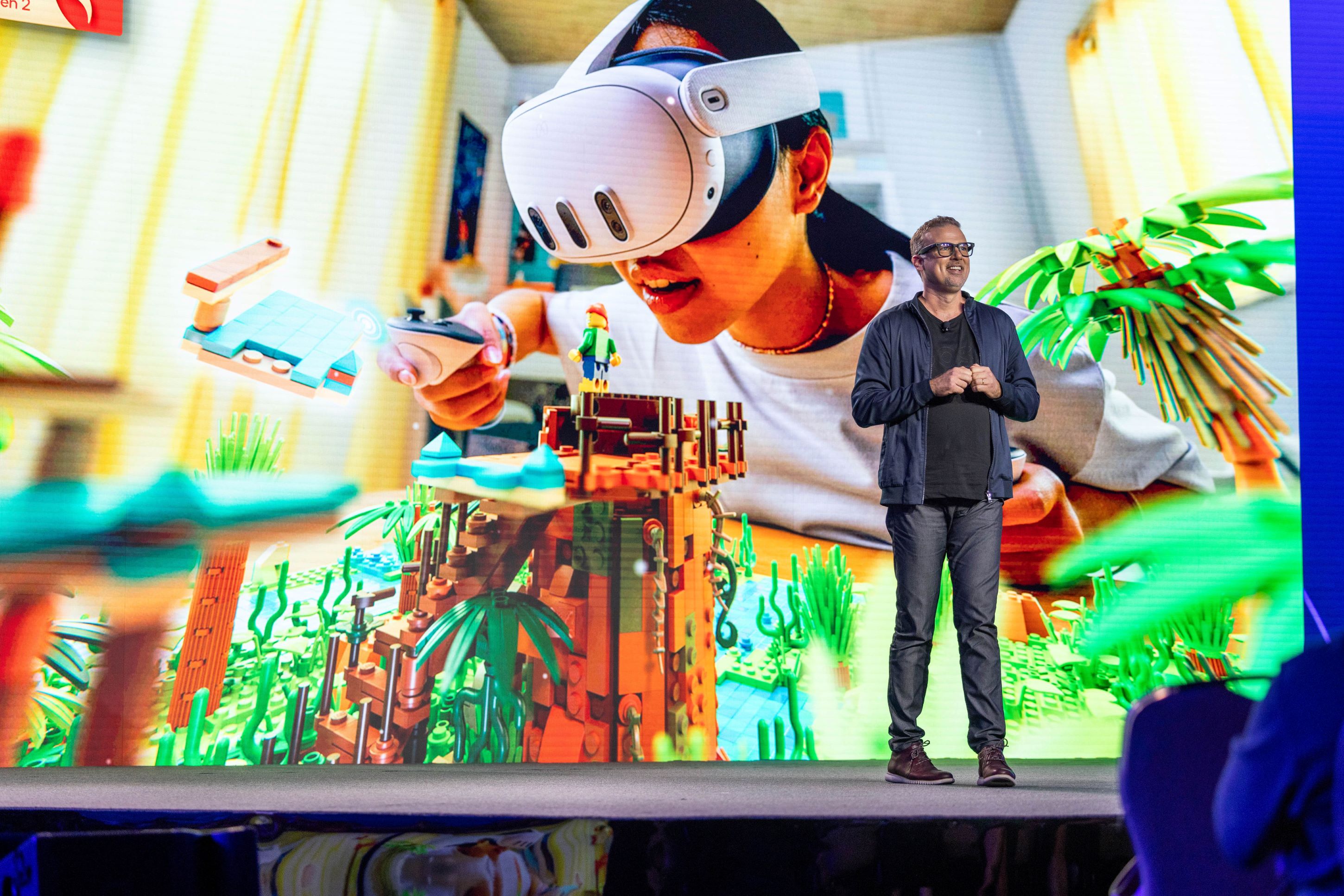 Slide /content/dam/qcomm-martech/dm-assets/images/company/news-media/media-center/press-kits/snapdragon-summit-2023/photo-gallery1/Day2-18.jpg?$QC_Responsive$&fmt=png-alpha