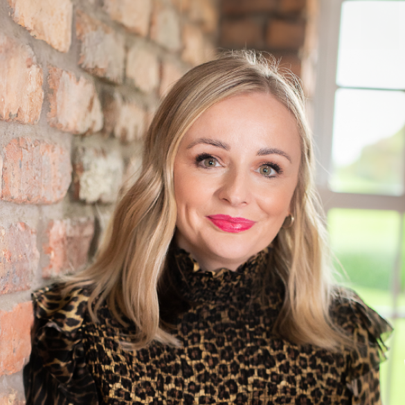 Profile photograph of Sarah McMurray, Product Marketing for Voice and Music, Qualcomm Technologies, Inc.