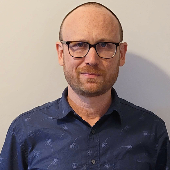 Profile photograph of Sascha Segan, Senior Manager, Product Marketing, Qualcomm Technologies, Inc.